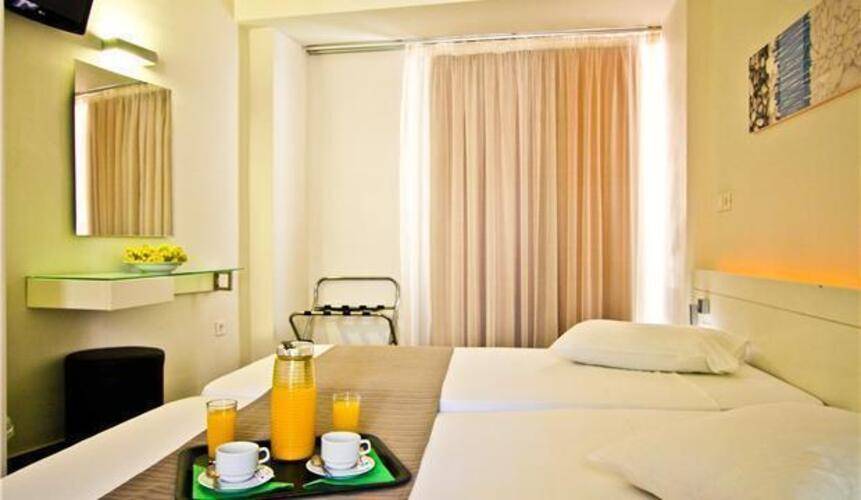 Atlantis City Hotel