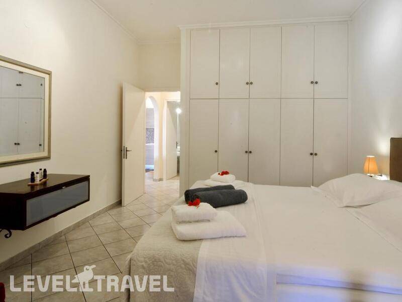 Фотография Chrismos Luxury Suites & Studios