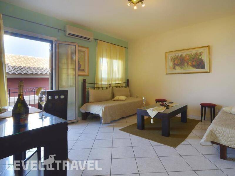 Фотография Chrismos Luxury Suites & Studios