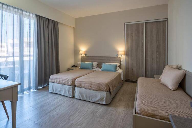 Lefkoniko Bay Hotel