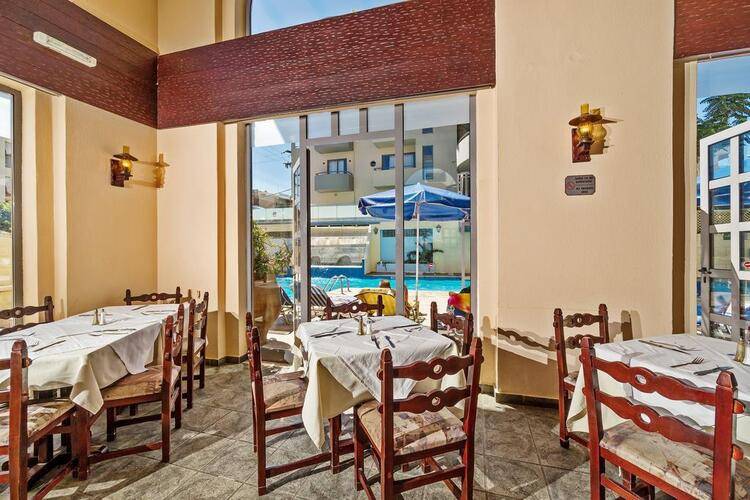 Lefkoniko Bay Hotel
