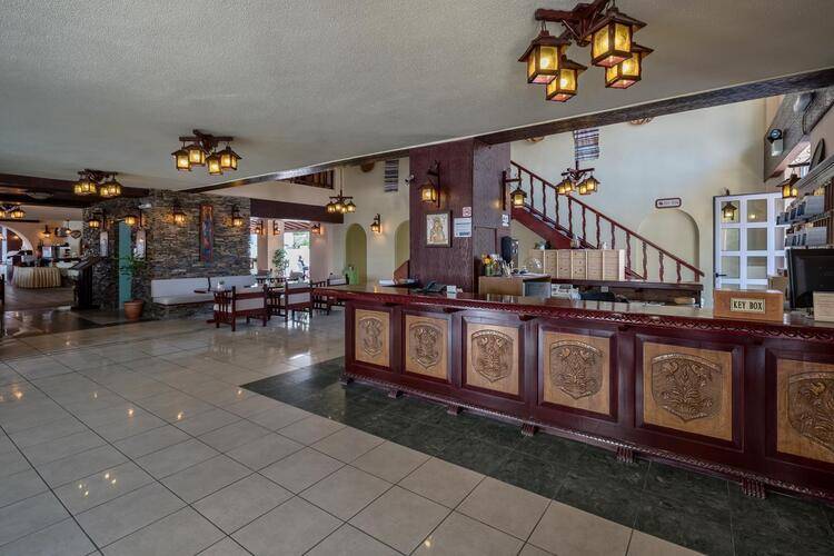 Lefkoniko Beach Hotel