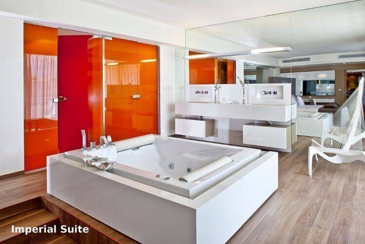 Avra Imperial Beach & Spa