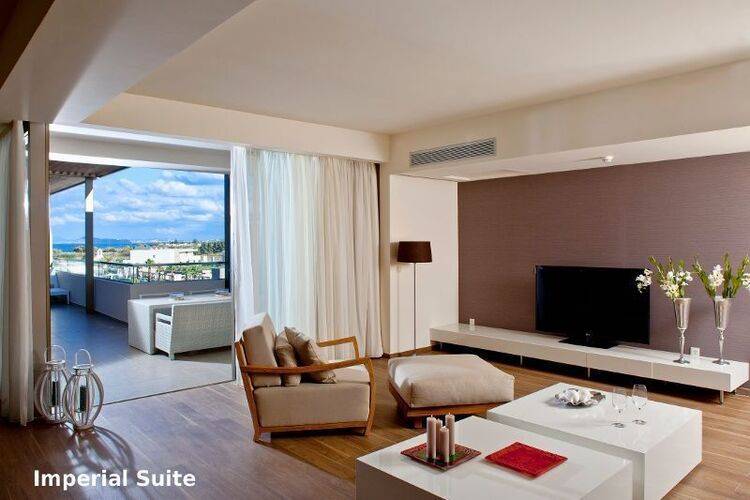 Avra Imperial Beach & Spa