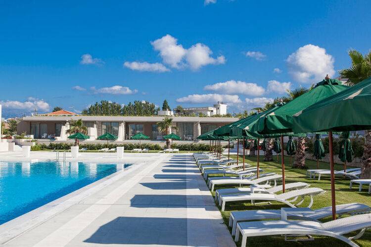 Avra Imperial Beach & Spa