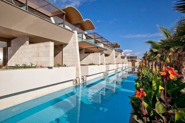 Avra Imperial Beach & Spa