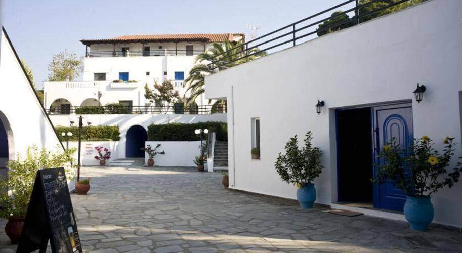 Theo Bungalows