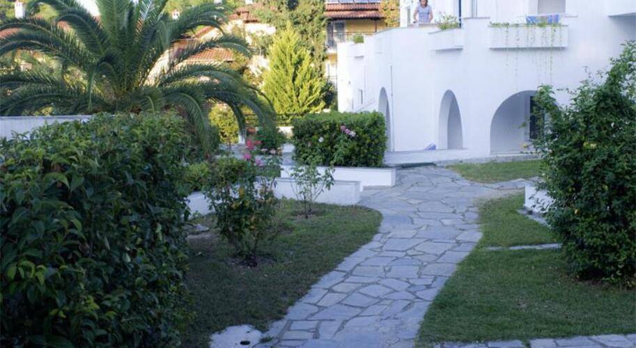 Theo Bungalows