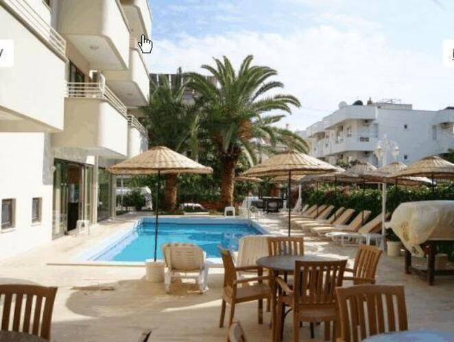 Green Palm Hotel