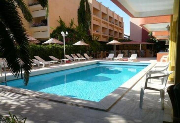 Green Palm Hotel