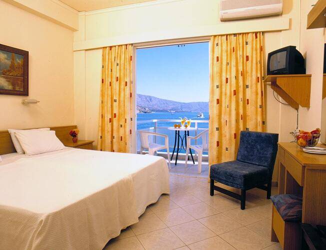 Aristea Hotel