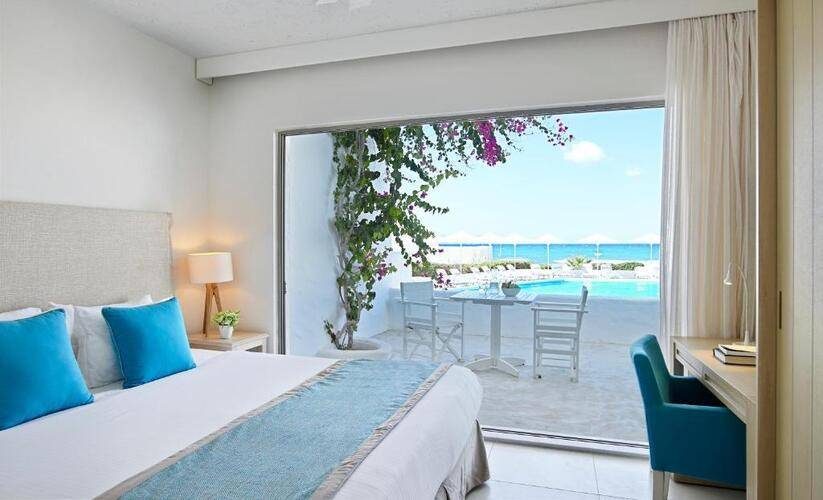 Knossos Beach Bungalows & Suites