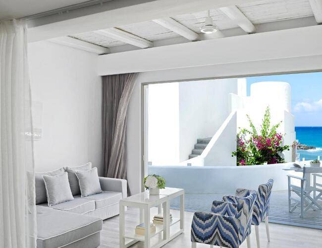 Knossos Beach Bungalows & Suites