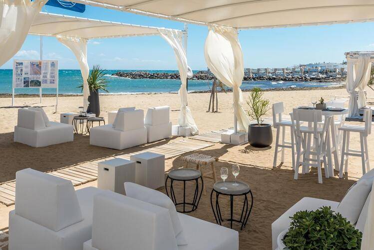 Knossos Beach Bungalows & Suites
