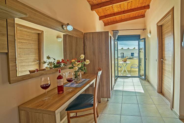 Blue Aegean Suites & Apart Hotel