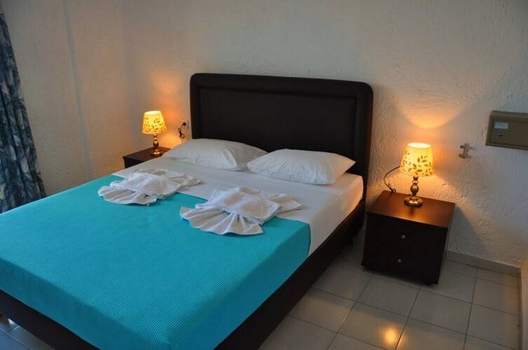 Stork Hotel