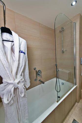 Minos Hotel