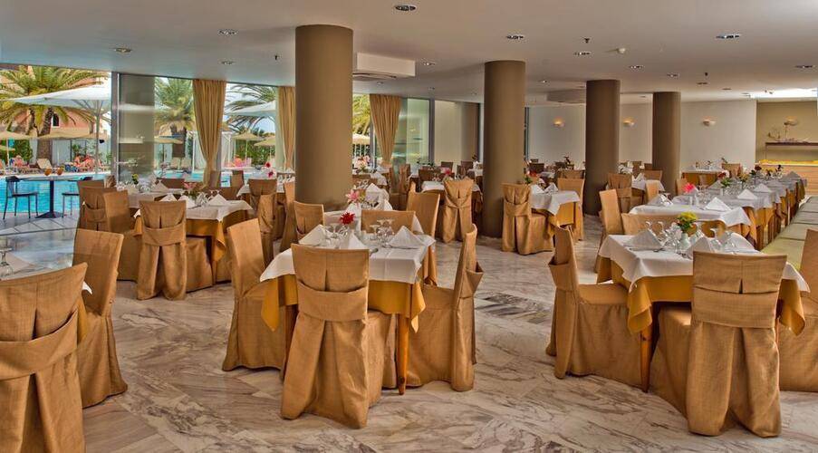 Minos Hotel