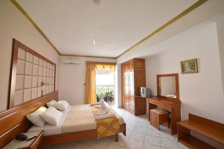 Angelina Hotel