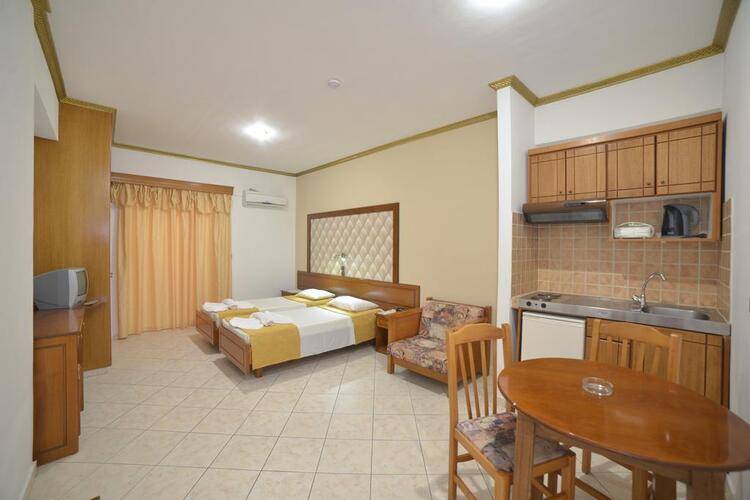 Angelina Hotel