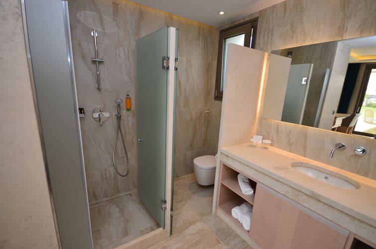 Almyros Beach Resort & Spa (Ex. Cyprotel Almyros Natura Hotel)