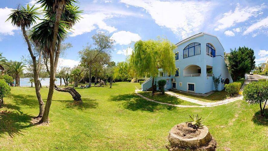 Hellion Resort At Govino Bay