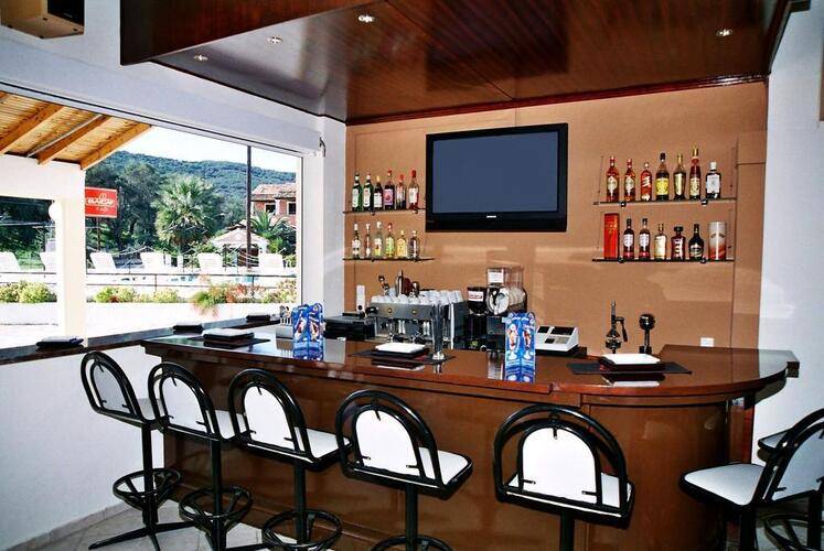 Prassino Nissi Hotel