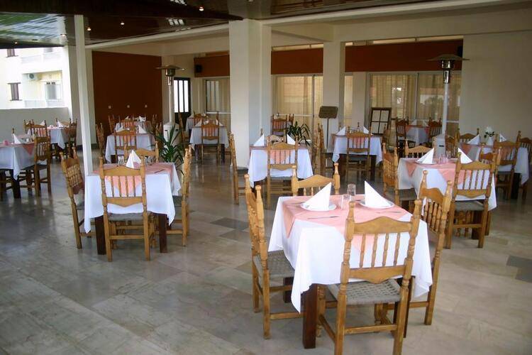 Prassino Nissi Hotel