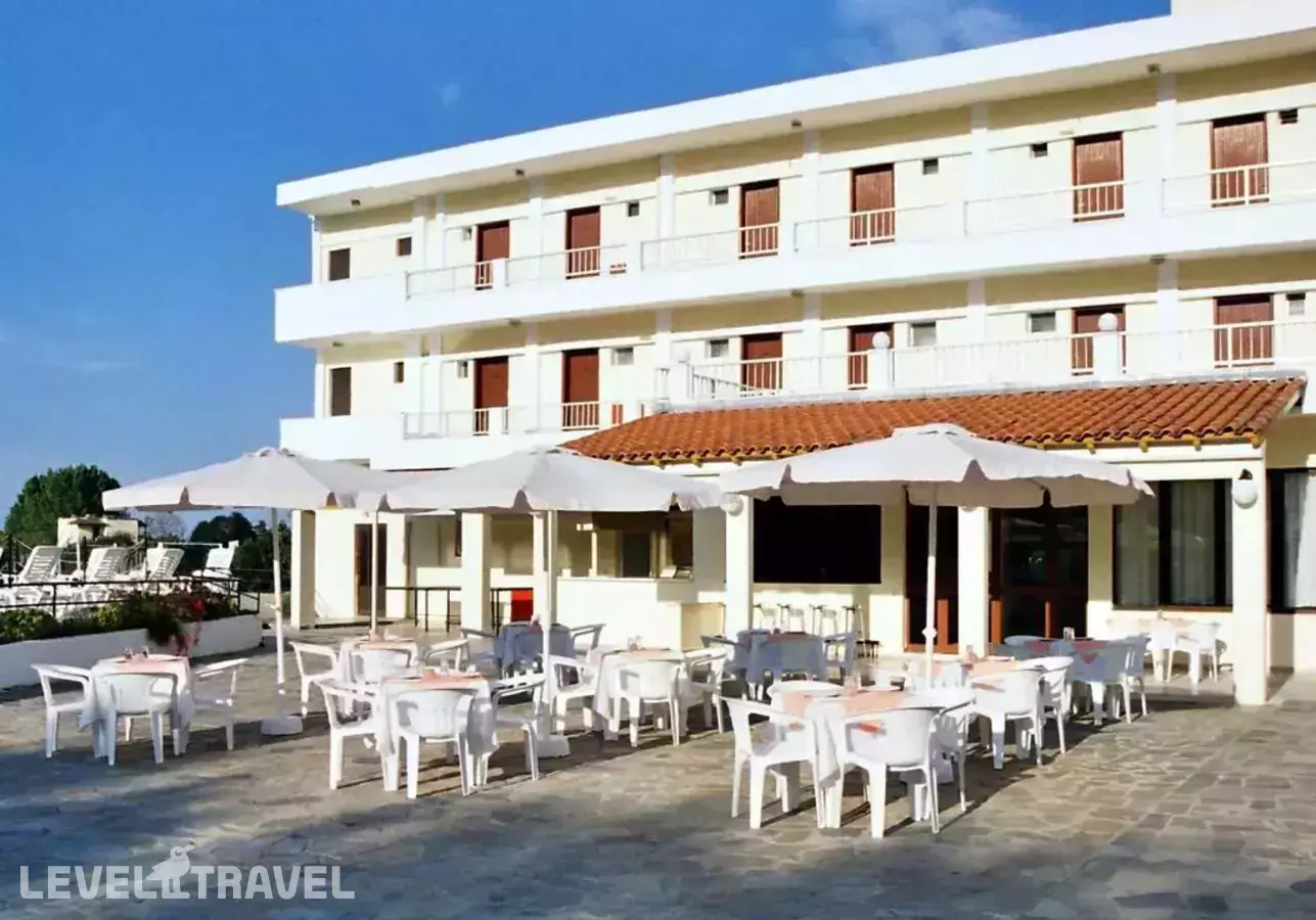 Prassino Nissi Hotel