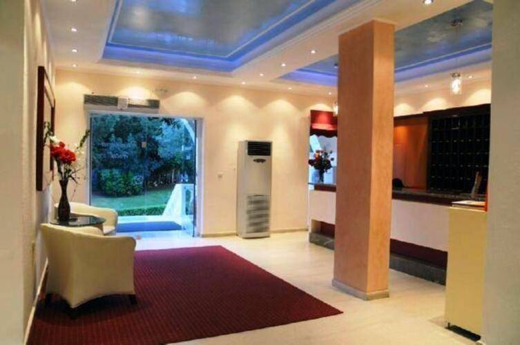 Primavera Hotel