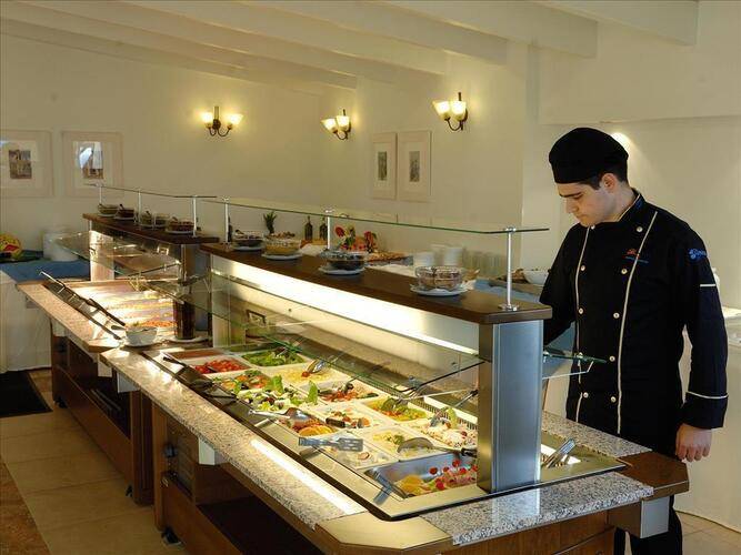 Koni Village Hotel