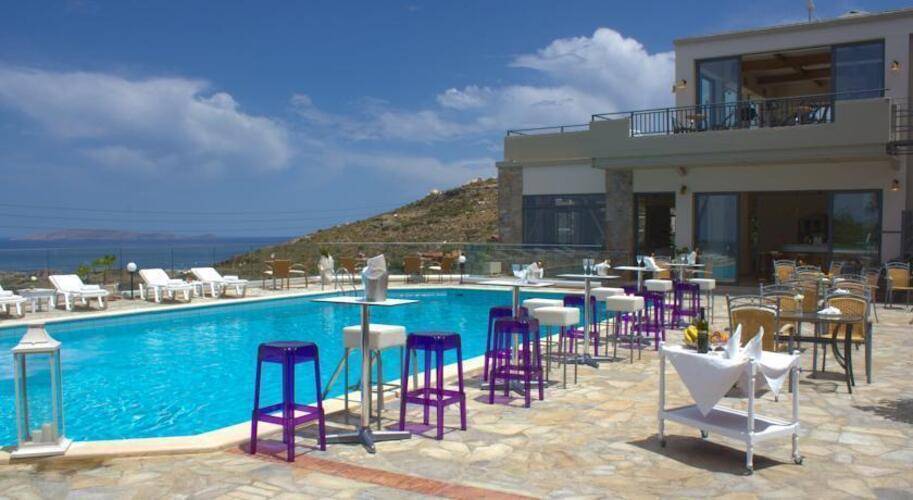 Happy Cretan Aparthotel
