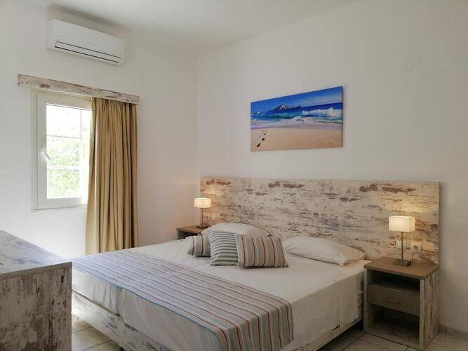 Erato Hotel