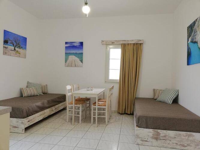 Erato Hotel