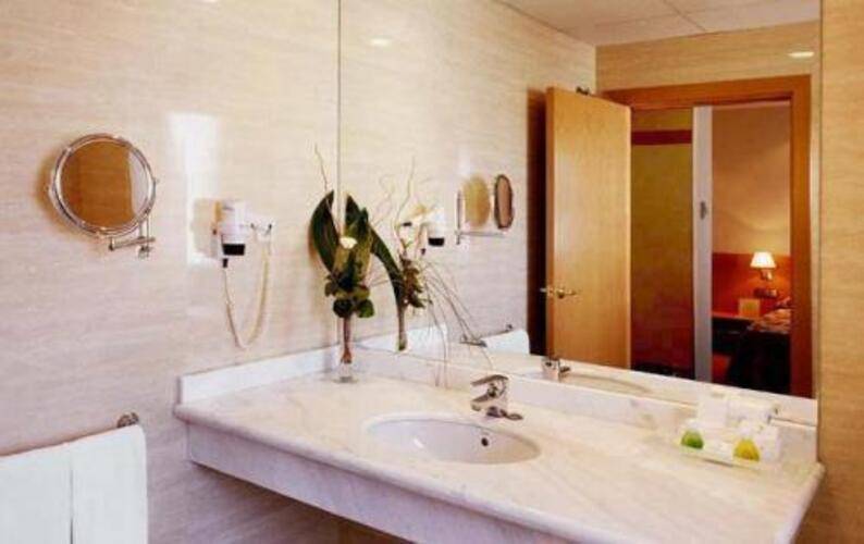 Silken St. Gervasi Hotel — фото 19