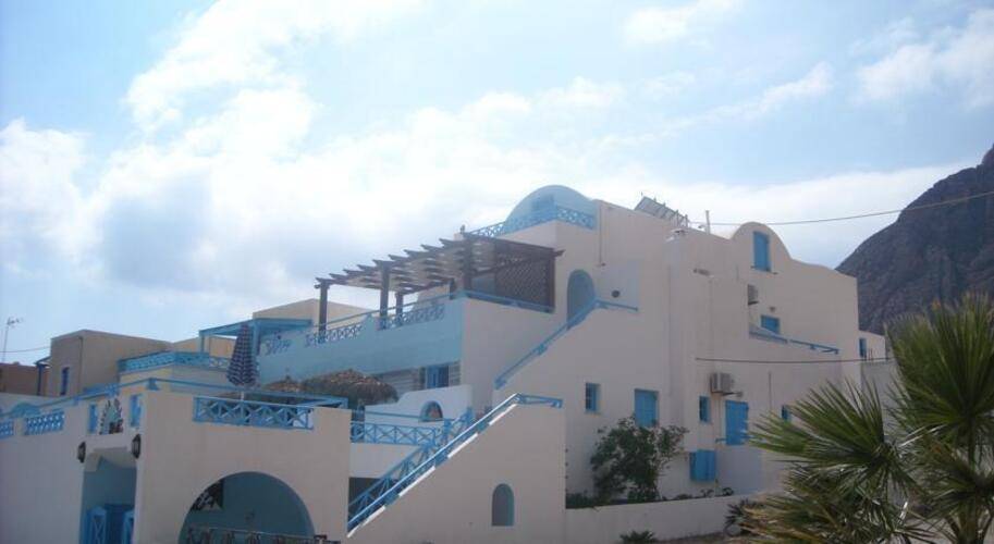 Lucia Villa