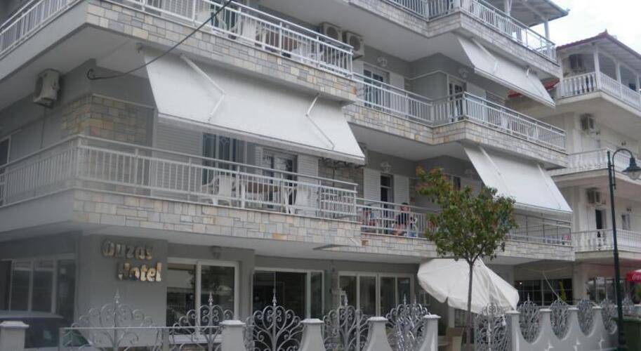 Ouzas Hotel
