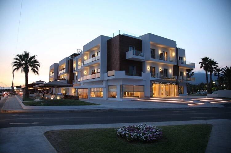 Elite City Resort