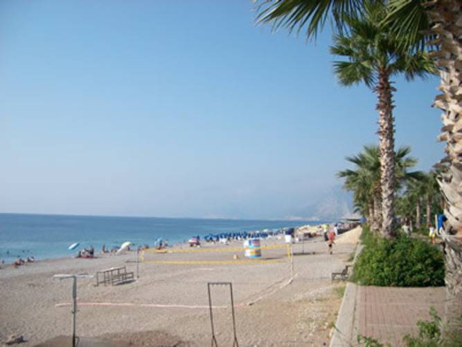 Kristal Beach Hotel