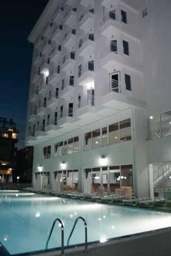 Kristal Beach Hotel