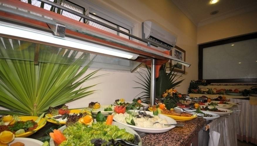 Maris Beach Hotel