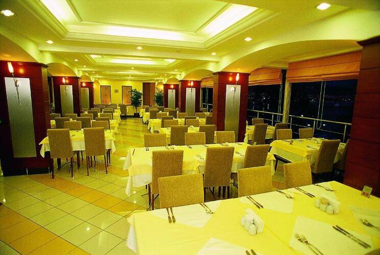 Numa Port Hotel (Ex.Quattro City Seaport Hotel)