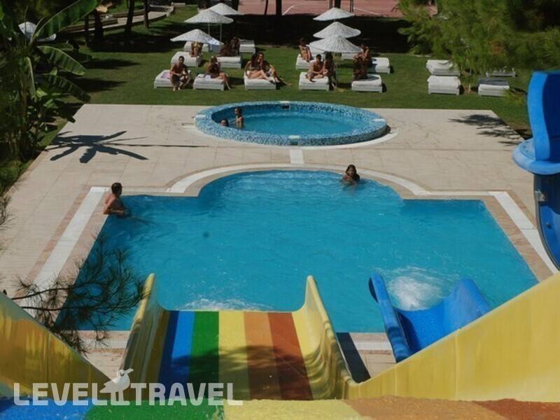 Фотография Flora Suites Hotel
