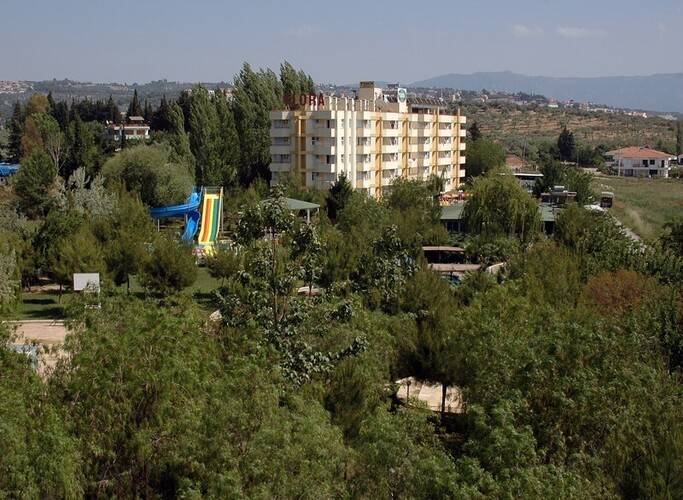 Flora Suites Hotel