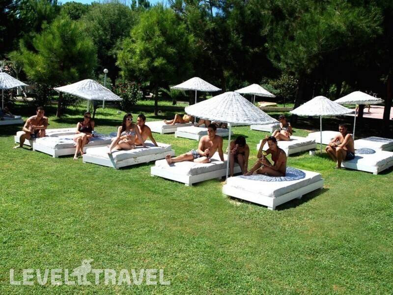 Фотография Flora Suites Hotel