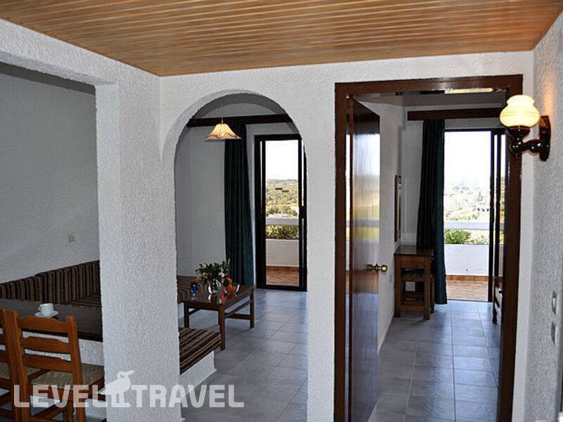 Фотография Karavos Hotel Apartments