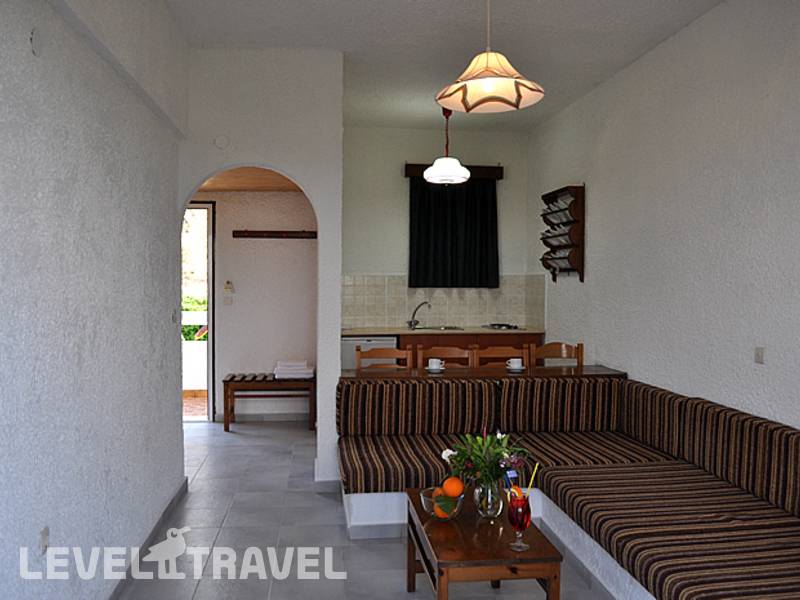 Фотография Karavos Hotel Apartments