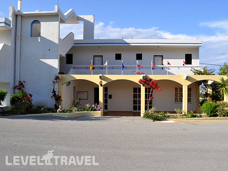 Фотография Karavos Hotel Apartments