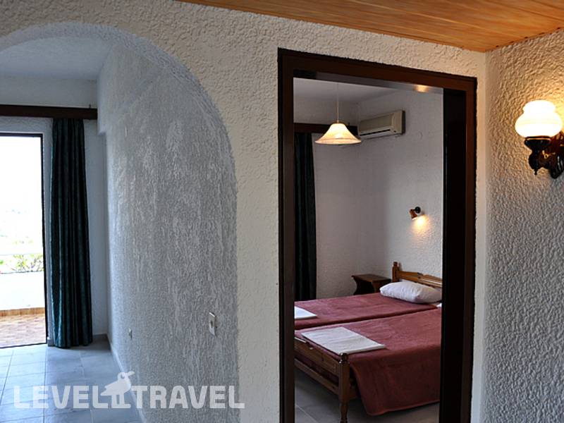Фотография Karavos Hotel Apartments