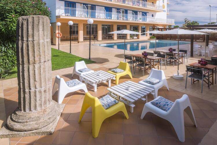 Sorrabona Hotel And Apartments